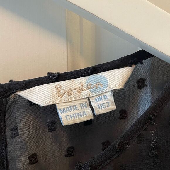 Boden black sheer sleeve top Size 2 - Picture 5 of 7